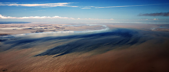 Salt-Veins-Lake-Eyre